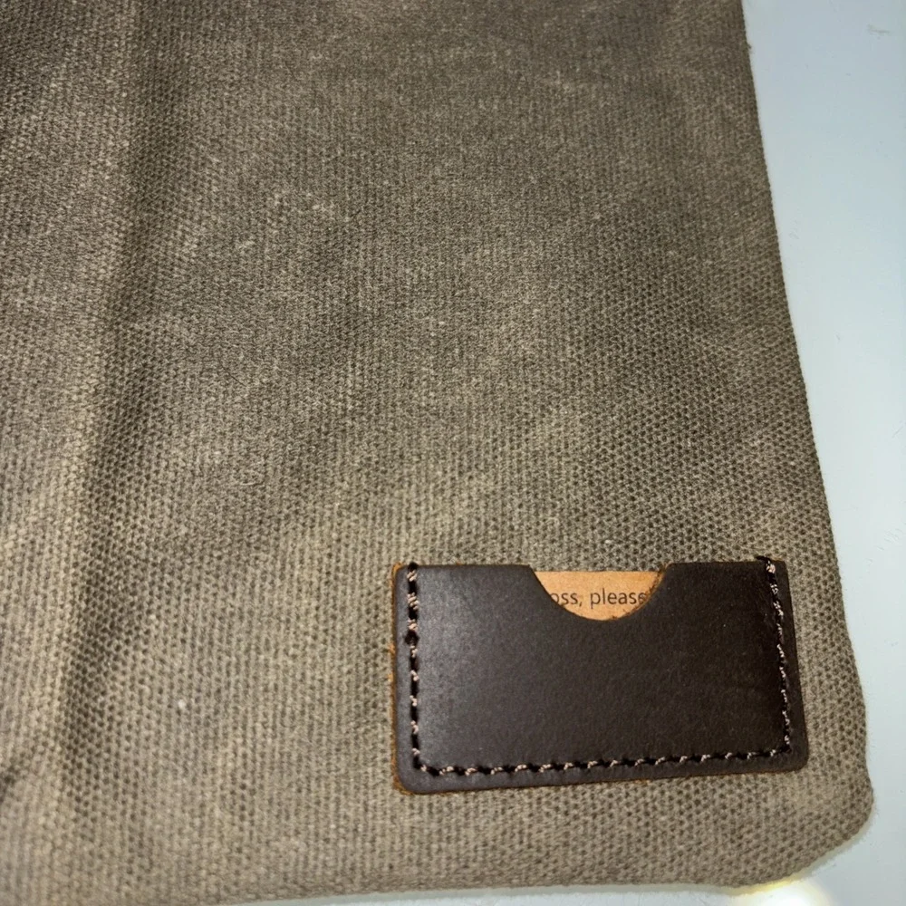 Diodrio Canvas Portfolio Laptop Bag Green Khaki W/ Leather Accents 14.5